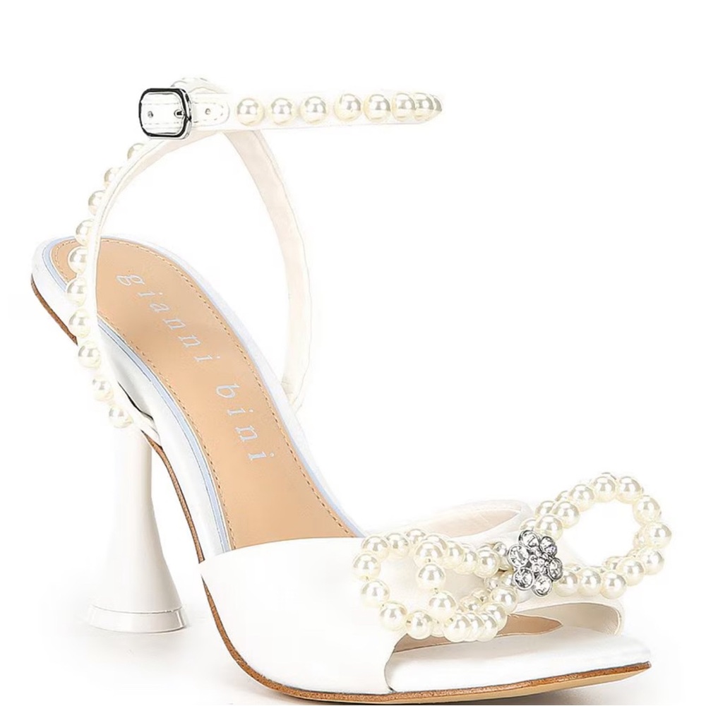 Gianni Bini Bridal Dress Sandals Heels Size 10